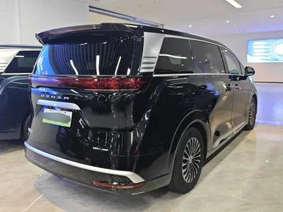 2024 Denza D9 DM-i 980 AWD Flagship, фото 3, лот 10356342