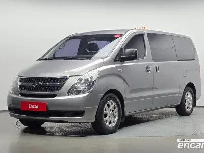 2013 Hyundai Starex 12-Seater Wagon, фото 1, лот 10230769