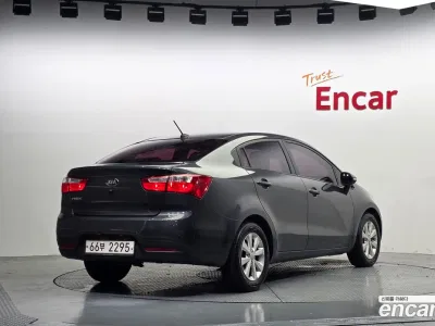 2014 Kia pride 1.4 MPI Sedan, фото 2, лот 10213093