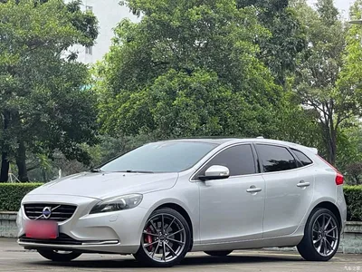 2015 Volvo V40 1.6T Smart Comfort Edition, фото 2, лот 10366839