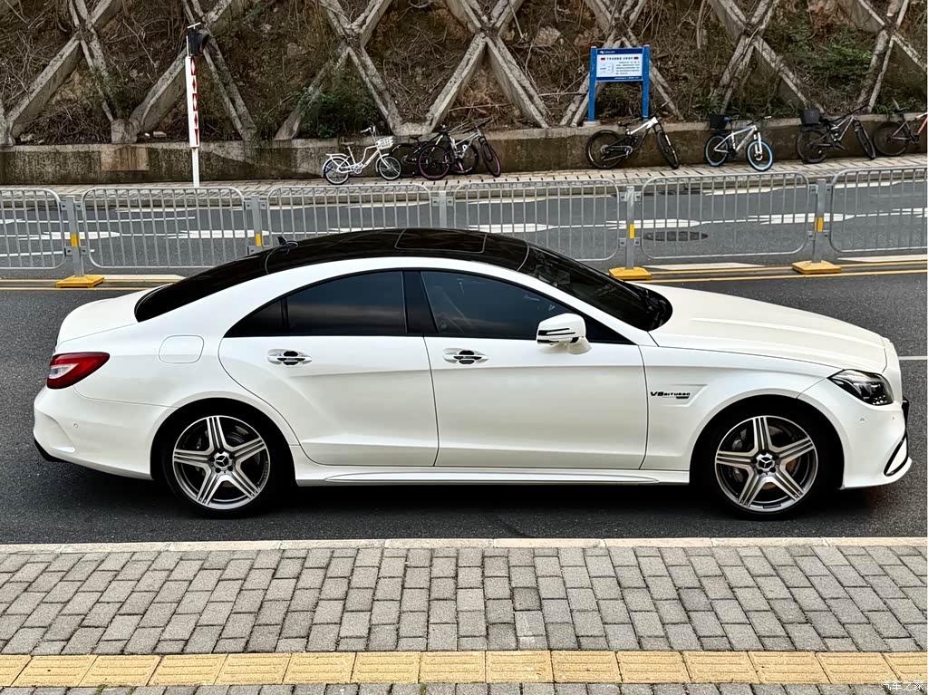 2015 Mercedes-Benz CLS AMG AMG CLS 63 4MATIC, фото 4, лот 10261566
