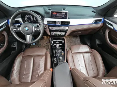2021 BMW X1 xDrive 20i M Sport, фото 2, лот 10063664