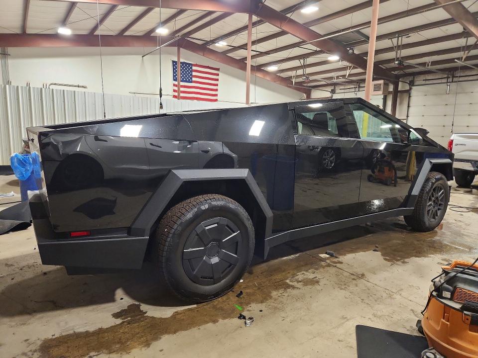 2026 TESLA CYBERTRUCK, фото 3, лот 10971219