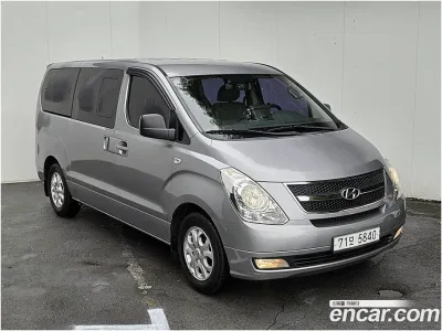 2012 Hyundai Starex 11-Seater Wagon, фото 2, лот 10192055