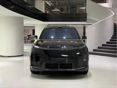 2026 Li Auto Li Xiang L9 Base Model, фото 2, лот 11217203