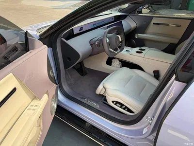 2025 Avatr 06 Model Pro Extended Range Edition, фото 4, лот 10386625