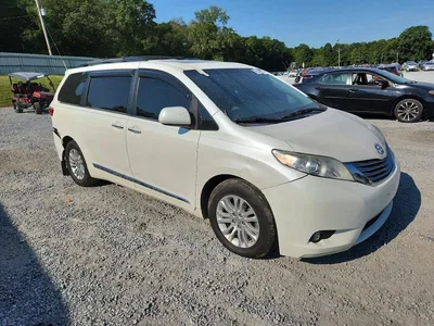 2017 TOYOTA SIENNA LTD, фото 4, лот 11053452