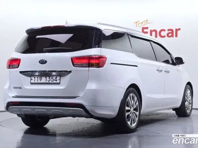 2016 Kia Canival 9-seater Noblesse, фото 2, лот 10674593