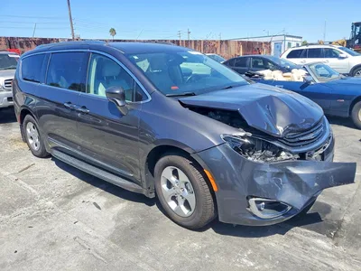 2018 CHRYSLER PACIFICA HYBRID TOURING L, фото 4, лот 10868418