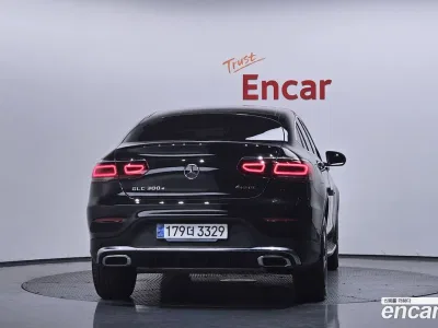 2021 Mercedes-Benz GLC-Class GLC300e 4MATIC Coupe, фото 4, лот 10165838