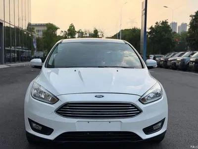 2017 Ford Focus Sedan 1.6L Automatic Comfort Smart Edition, фото 2, лот 10417182