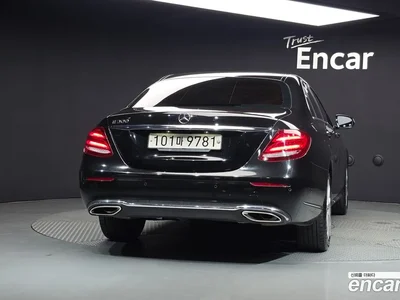 2018 Mercedes-Benz E-Class E300 Exclusive, фото 4, лот 10179590