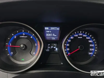 2012 Hyundai i30 Diesel 1.6 VGT Unique, фото 4, лот 10146539