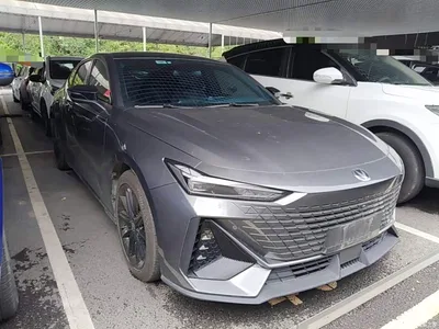 2022 Changan UNI-V 1.5T Premium Model, фото 4, лот 11090058