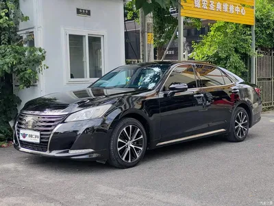 2018 Toyota Crown 2.0T Fashion Edition, фото 1, лот 10296096