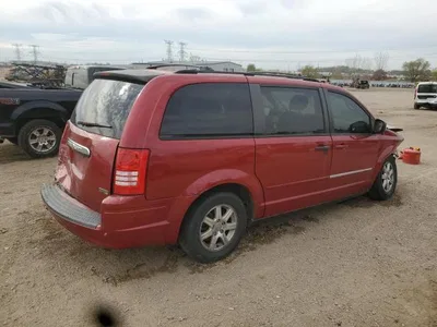 2008 CHRYSLER TOWN & COUNTRY LX, фото 3, лот 10869317