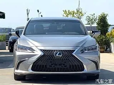 2020 Lexus ES 300h Ultimate Edition, фото 2, лот 10317879