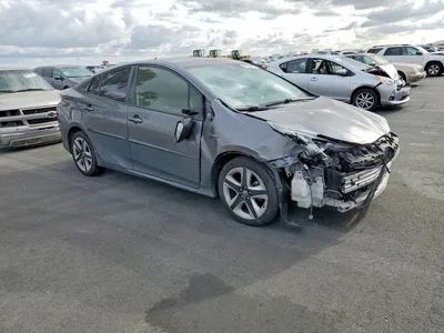 2016 TOYOTA PRIUS THREE TOURING, фото 4, лот 11210264