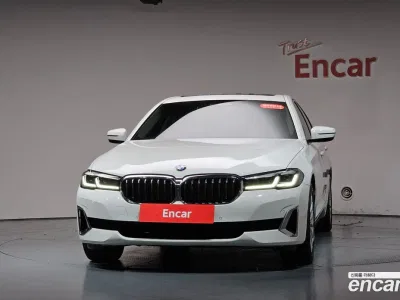 2021 BMW 5-Series 530i xDrive Luxury, фото 2, лот 10196654