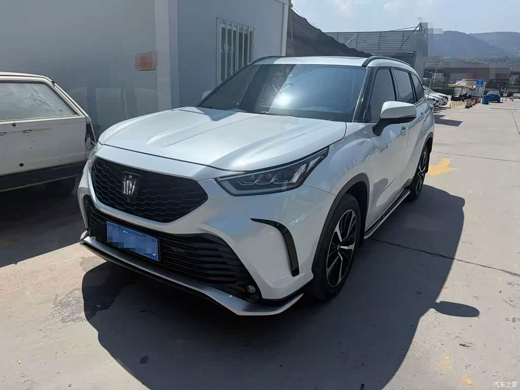 2023 Toyota Crown Kluger 2.5L HEV AWD Premium Edition, фото 1, лот 11190154