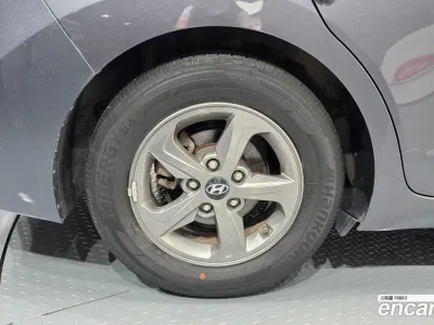 2017 Hyundai AVANTE 1.6 GDI Smart, фото 4, лот 10524067