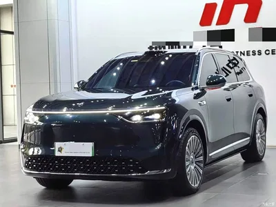 2025 AITO Wenjie AITO M8 Extended Range Max 37kWh 5-Seater, фото 1, лот 11009052