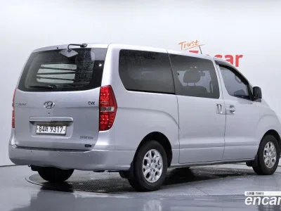 2009 Hyundai Starex 5-Seater VAN, фото 1, лот 10223318