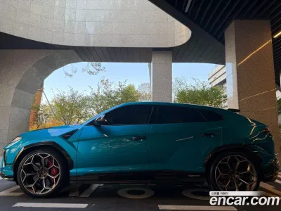2023 Lamborghini Urus 4.0 V8 Performante, фото 2, лот 10119573