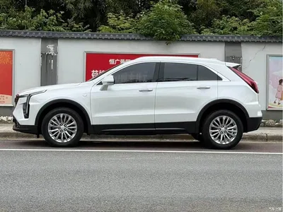 2024 Cadillac XT4 28T 2WD Luxury, фото 3, лот 10303021