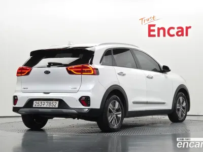 2020 Kia Niro 1.6 HEV, фото 1, лот 10634452