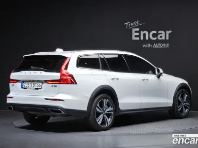 2021 Volvo V60 B5 Pro AWD, фото 2, лот 10114619