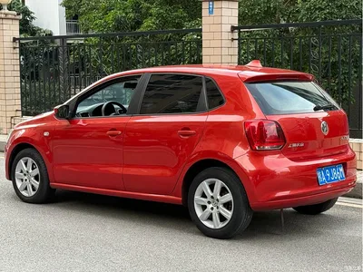 2013 Volkswagen Polo 1.6L Automatic Luxury Edition, фото 3, лот 11582526