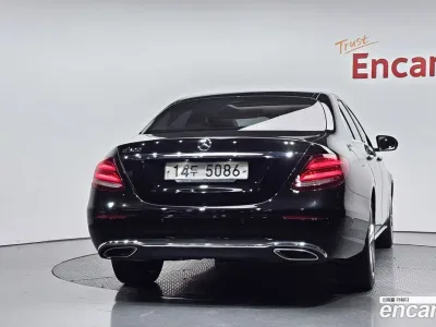 2017 Mercedes-Benz E-Class E200 Avantgarde, фото 3, лот 10077040