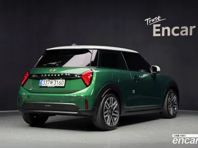 2025 Mini Cooper Classic, фото 1, лот 10095307