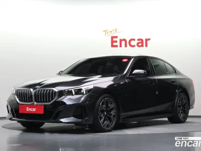 2026 BMW 5-Series 530e xDrive M Sport, фото 1, лот 10209082
