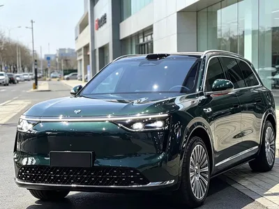 2025 AITO Wenjie AITO M8 Extended Range Max 37kWh 5-Seater, фото 2, лот 11009052