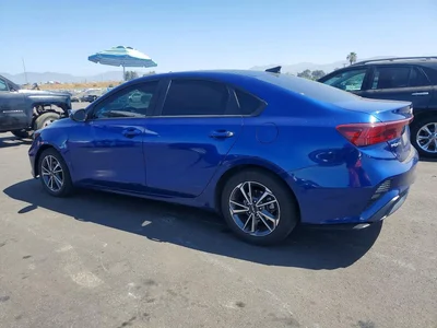 2022 KIA FORTE LXS, фото 2, лот 10775801