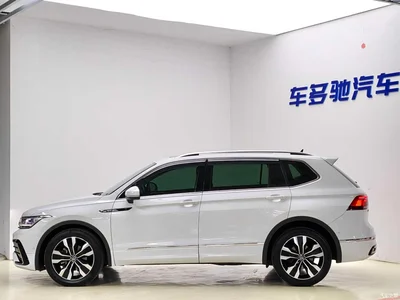 2023 Volkswagen Tiguan L 330TSI Auto 2WD R-Line Premium Edition, фото 4, лот 10335532