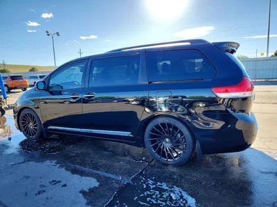 2011 TOYOTA SIENNA LIMITED 7-PASSENGER, фото 2, лот 10553185