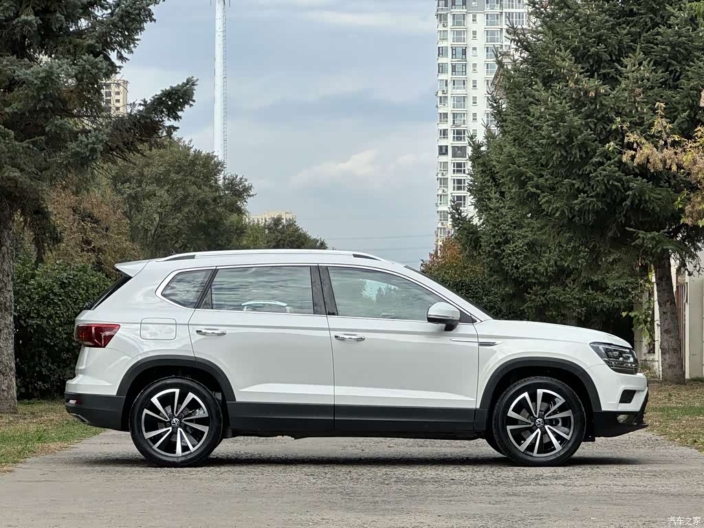 2021 Volkswagen Tharu 280TSI 2WD Luxury Plus, фото 4, лот 11214907