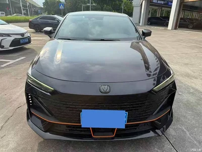 2023 Changan UNI-V 1.5T Sport Edition, фото 2, лот 10481441