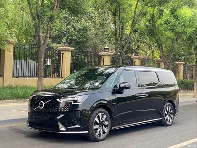 2025 Volvo EM90 Ultra Six-Seater, фото 1, лот 10357049