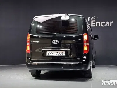 2018 Hyundai Starex Urban 9-Seater, фото 4, лот 10334997