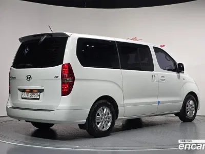 2017 Hyundai Starex 12-Seater Wagon, фото 2, лот 11060604