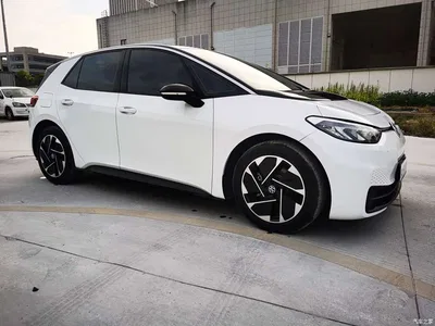2024 Volkswagen ID.3 Outstanding Edition, фото 3, лот 10398804