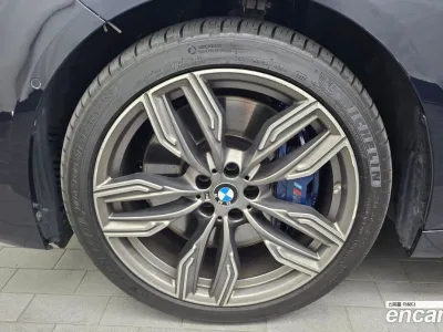 2020 BMW 7-Series M760Li xDrive, фото 4, лот 10054752