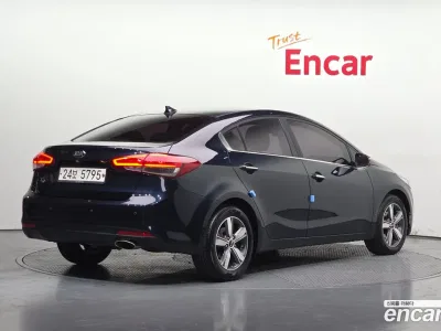 2018 Kia K3 Trendy, фото 1, лот 10054001