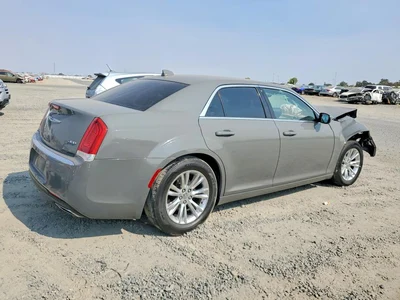 2018 CHRYSLER 300 TOURING, фото 3, лот 10867769