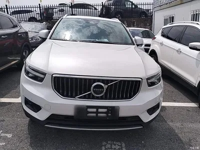 2021 Volvo XC40 T4 AWD Smart Luxury Edition, фото 3, лот 10371390
