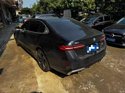 2025 BMW 5 Series 530Li Leading M Sport Package, фото 3, лот 10444076